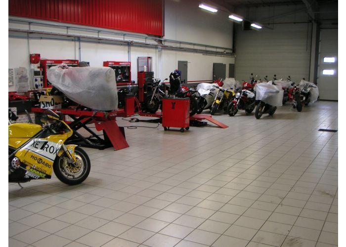 Concessionaire bmw moto in chambery